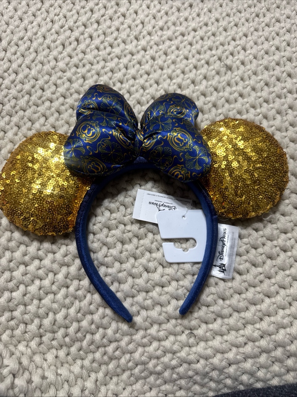 Disney club 33 Gold Sequin & Blue Bow Minnie Ears Headband